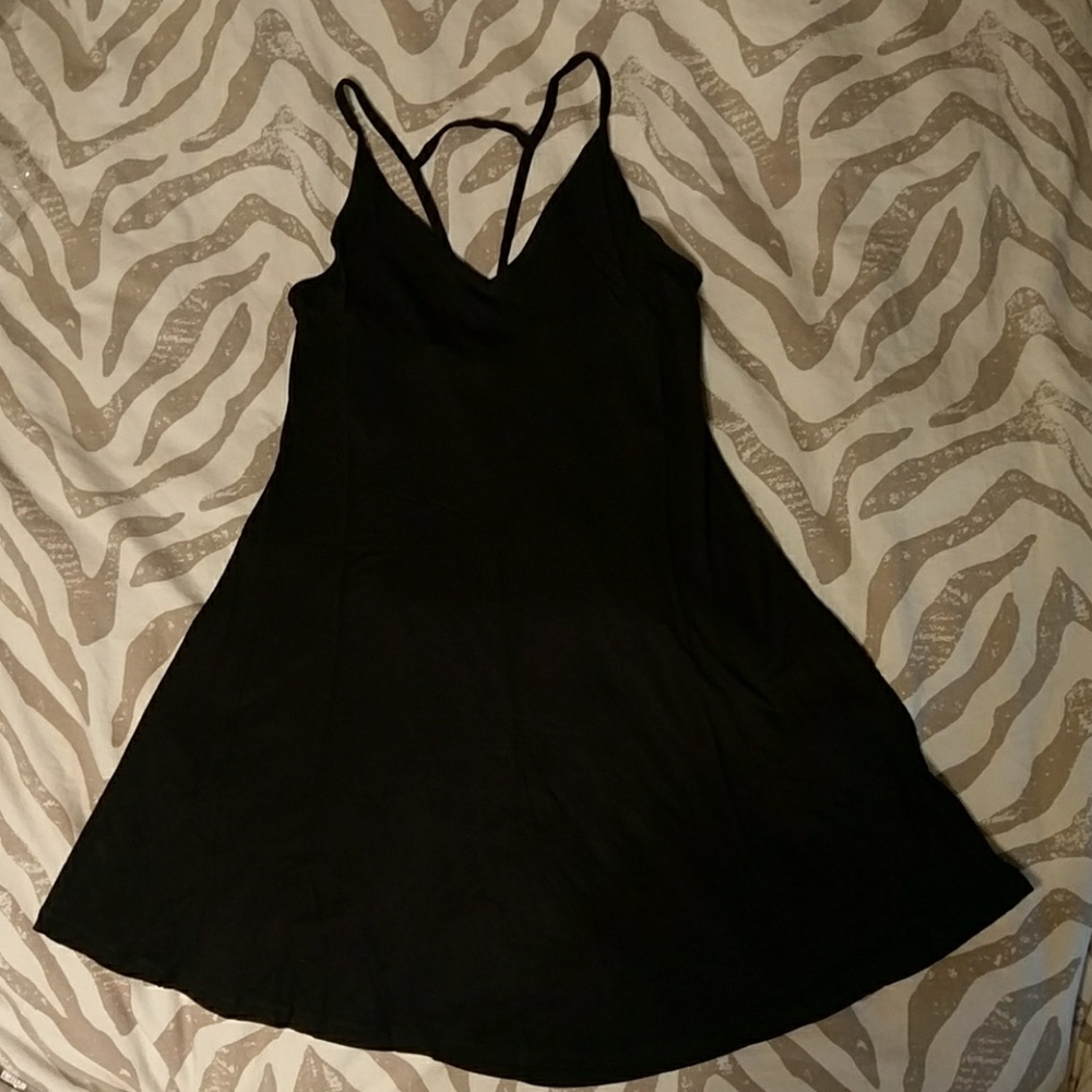 Basic black dress - Picture 3 of 5